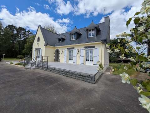 Vente maison 8 pièces Priziac 56