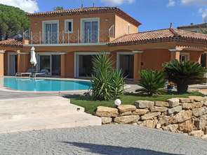 Vente Maison 5 chambresPuget-sur-Argens