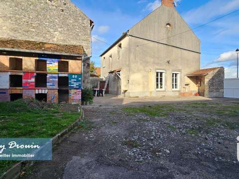 Vente maison 5 pièces Puiseaux 45