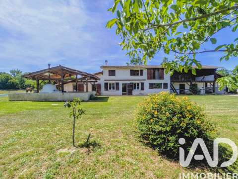 Vente maison 8 pièces Vente maison 8 pièces