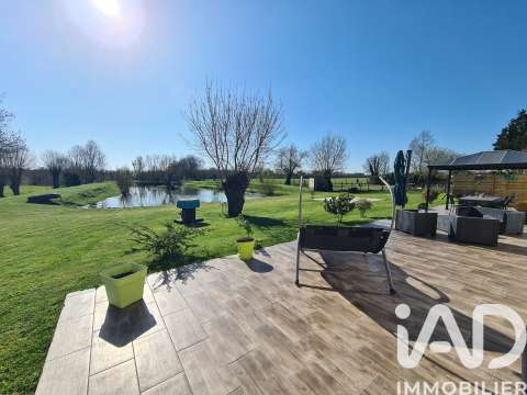 Vente maison 9 pièces Puy-du-Lac 17