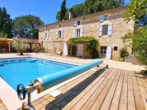 Vente maison 17 pièces Puy-l'Évêque 46