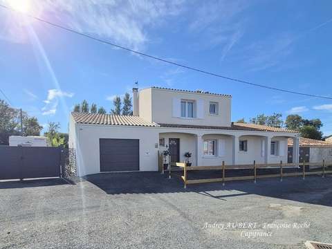 Vente maison 6 pièces Puyrolland 17