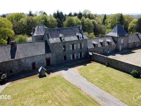 Vente maison 7 pièces Quelneuc 56