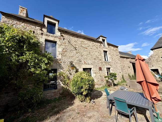 Maison 6 pièces 292 m² · à Quévert · 292 m² · 577 500 €