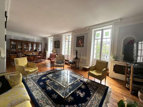 Vente maison 8 pièces