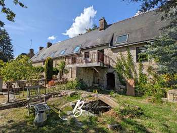 Maison 8 pièces 180 m² · à Quistinic · 180 m² · 426 400 €