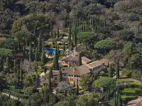 Vente maison 20 pièces Ramatuelle 83