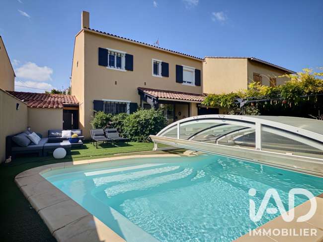 Maison 5 pièces 136 m² · à Raphele-les-Arles · 136 m² · 399 000 €