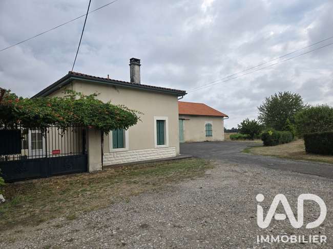 Maison 5 pièces 160 m² · à Reignac · 160 m² · 300 000 €