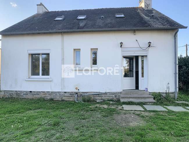 Maison 4 pièces 90 m² · à Réminiac · 90 m² · 130 390 €