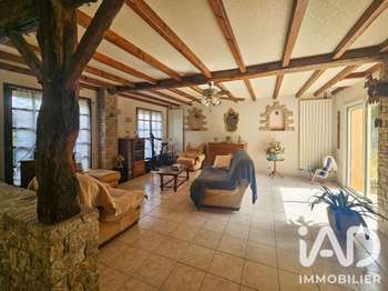 Maison 8 pièces 153 m² · à Remouillé · 153 m² · 280 000 €
