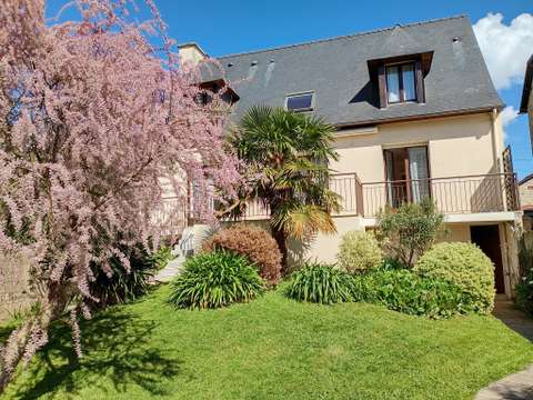 Vente maison 8 pièces Rennes Sacré Coeurs 35