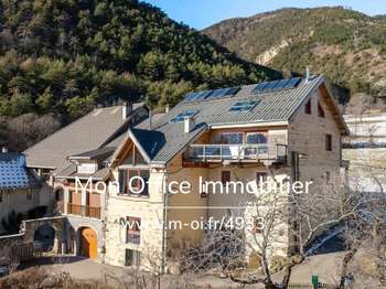 Vente maison 14 pièces Réotier 05
