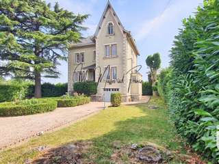 Vente maison 9 pièces