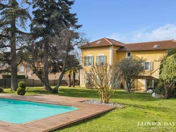 Vente maison 9 pièces Reventin-Vaugris 38