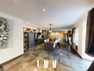 Vente maison 13 pièces