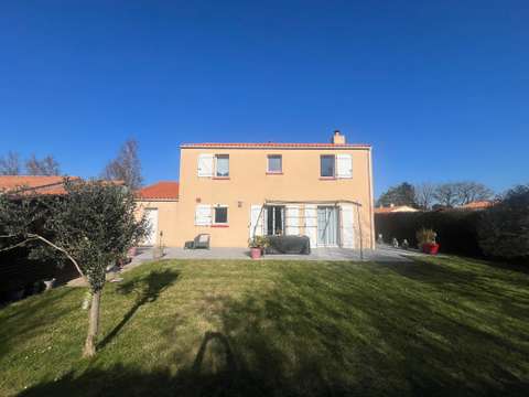 Vente maison 8 pièces