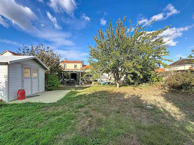 Maison 6 pièces 134 m² · à Rezé · 134 m² · 425 990 €