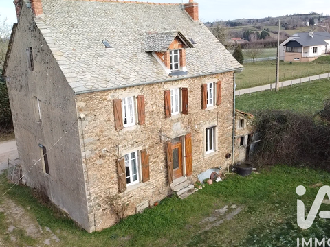 Vente maison 7 pièces Rieupeyroux 12