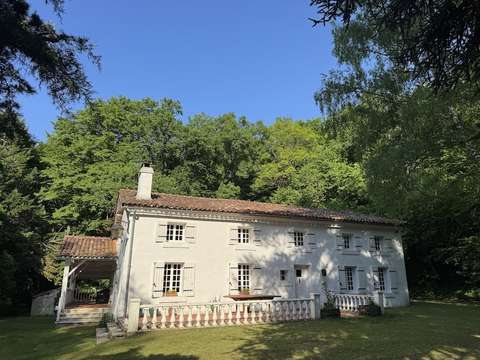 Vente maison 7 pièces Rioux-Martin 16