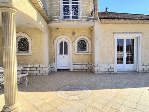 Vente maison 8 pièces