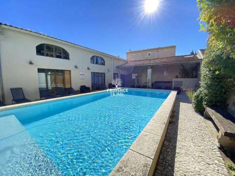 Vente maison 15 pièces Robion 84