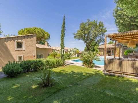 Vente maison 7 pièces Robion 84