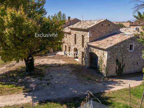 Vente maison 6 pièces Robion 84