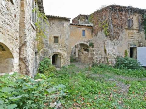 Vente maison 21 pièces Robion 84