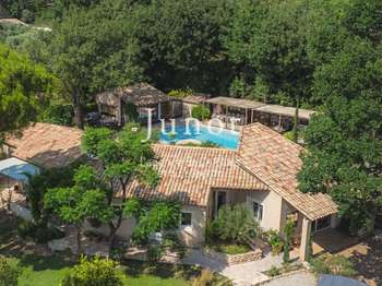 Vente maison 8 pièces Robion 84