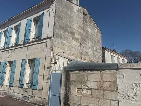 Vente maison 5 pièces Rochefort 17
