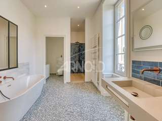 Vente maison 11 pièces