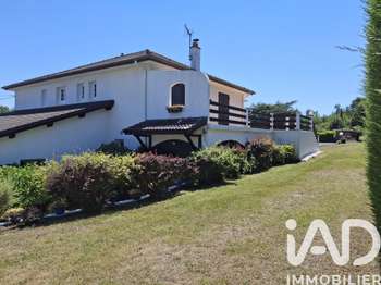 Vente maison 9 pièces