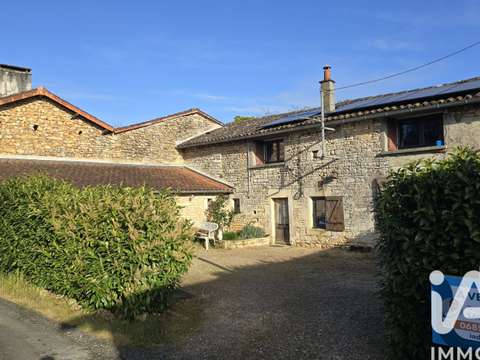 Vente maison 4 pièces Rom 79