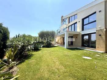 Vente maison 7 pièces Roquebrune-Cap-Martin 06