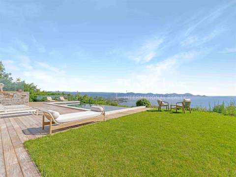 Vente maison 7 pièces Roquebrune-sur-Argens 83