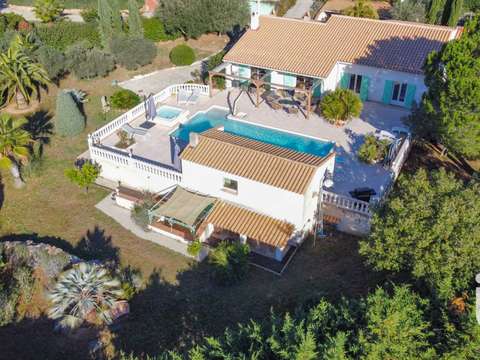 Vente maison 10 pièces Roquebrune-sur-Argens 83