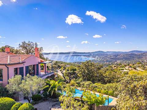 Vente maison 7 pièces Roquebrune-sur-Argens 83