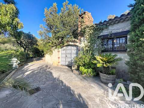 Vente maison 5 pièces Roquebrune-sur-Argens 83