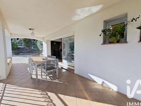 Vente maison 8 pièces Roquebrune-sur-Argens 83