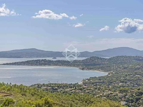 Vente maison 8 pièces Roquebrune-sur-Argens 83