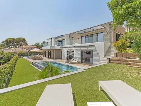 Vente maison 6 pièces Roquebrune-sur-Argens 83