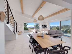 Vente Maison 6 chambresRoquebrune-sur-Argens