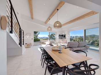 Vente maison 8 pièces Roquebrune-sur-Argens 83