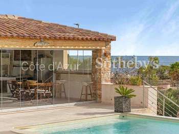 Vente maison 10 pièces Roquebrune-sur-Argens 83