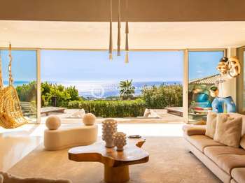 Vente maison 8 pièces Roquebrune-sur-Argens 83