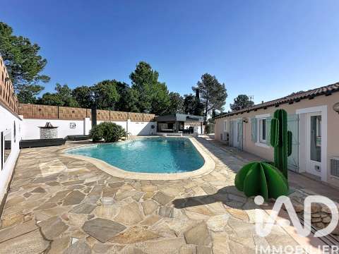 Vente maison 8 pièces Roquebrune-sur-Argens 83