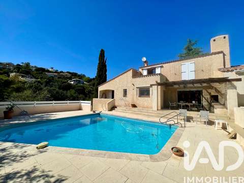 Vente maison 5 pièces Roquebrune-sur-Argens 83