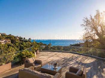 Vente Maison 5 chambresRoquebrune-sur-Argens